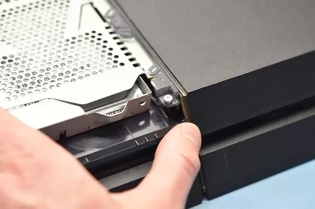 PS4 nie chce się włączyć po naciśnięciu włącznika