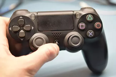 Pad PS4 nie uruchamia się po naciśnięciu przycisku PS