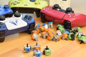 Analogi TMR w padach PlayStation i Xbox