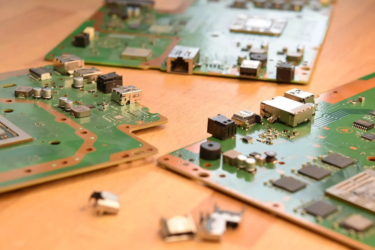 Naprawa konsol Xbox i PlayStation Radom Naprawa uszkodzonych konsol Xbox i PlayStation Radom