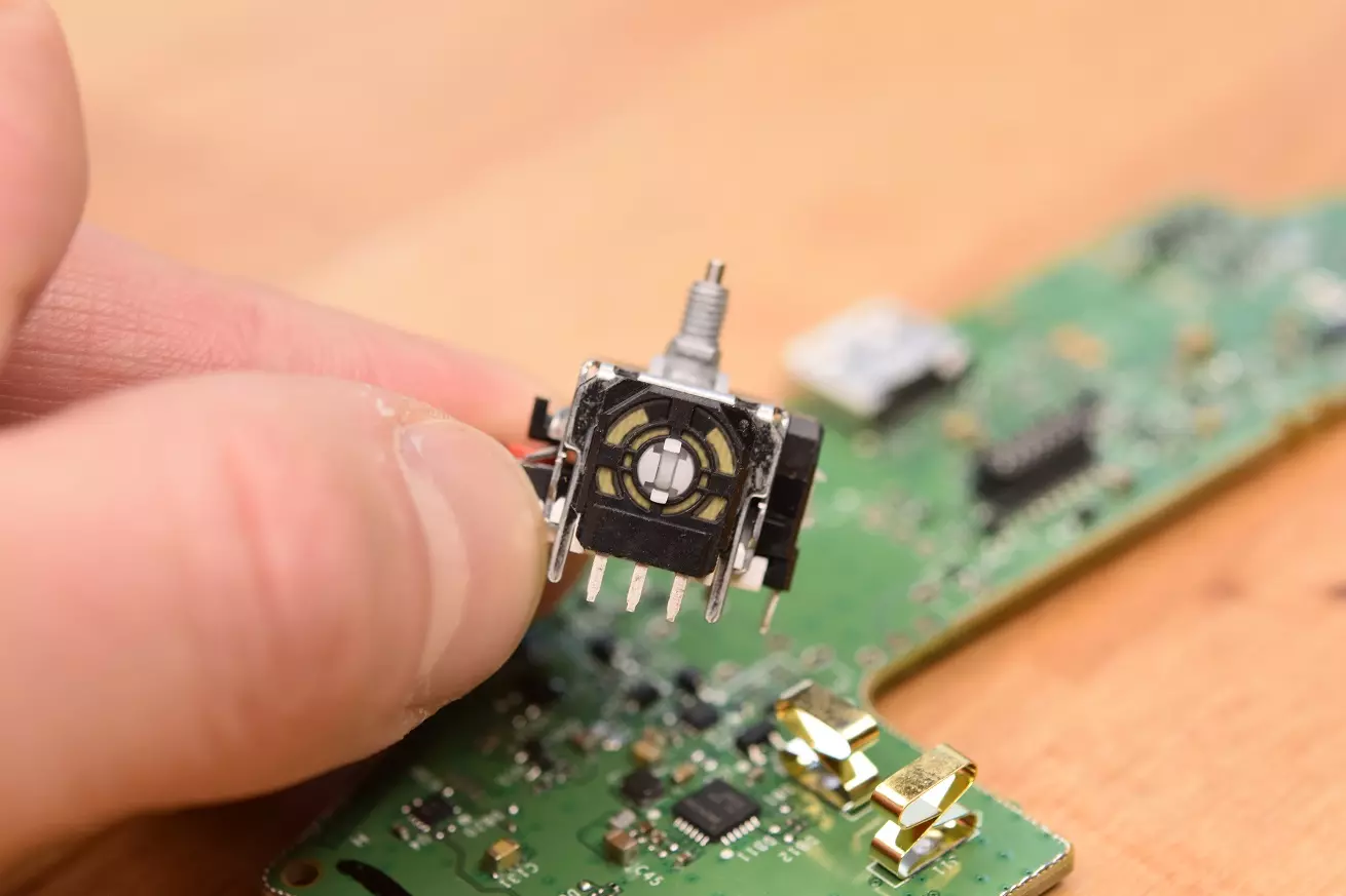 Serwis padów Toruń Serwis uszkodzonych padów Toruń