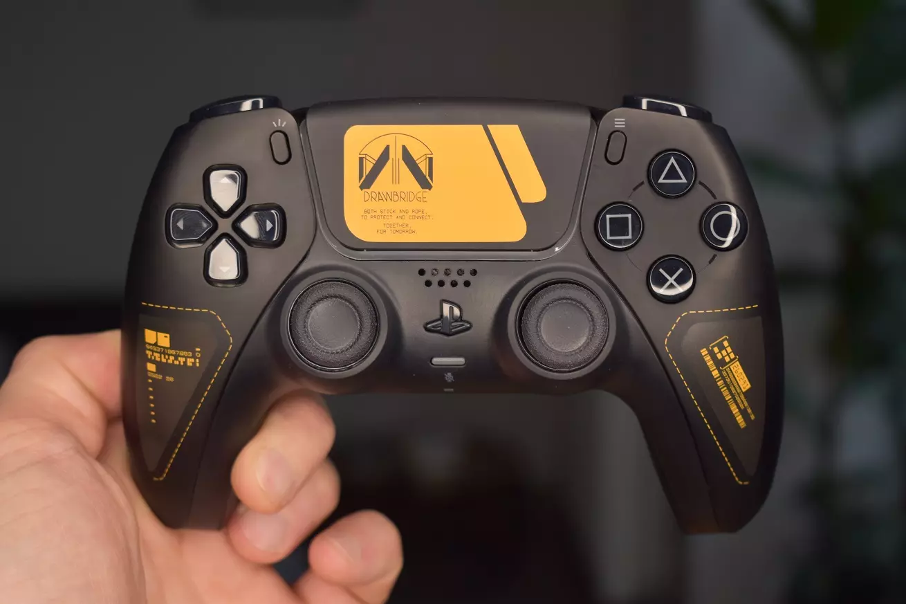 Funkcje pada PS5 DualSense Drawbridge Funkcje pada PS5 DualSense Drawbridge pad