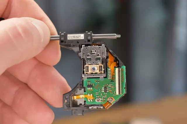 Wymiana lasera Xbox Series X HOP B-150 Wymiana lasera Xbox Series X HOP B-150 serwis